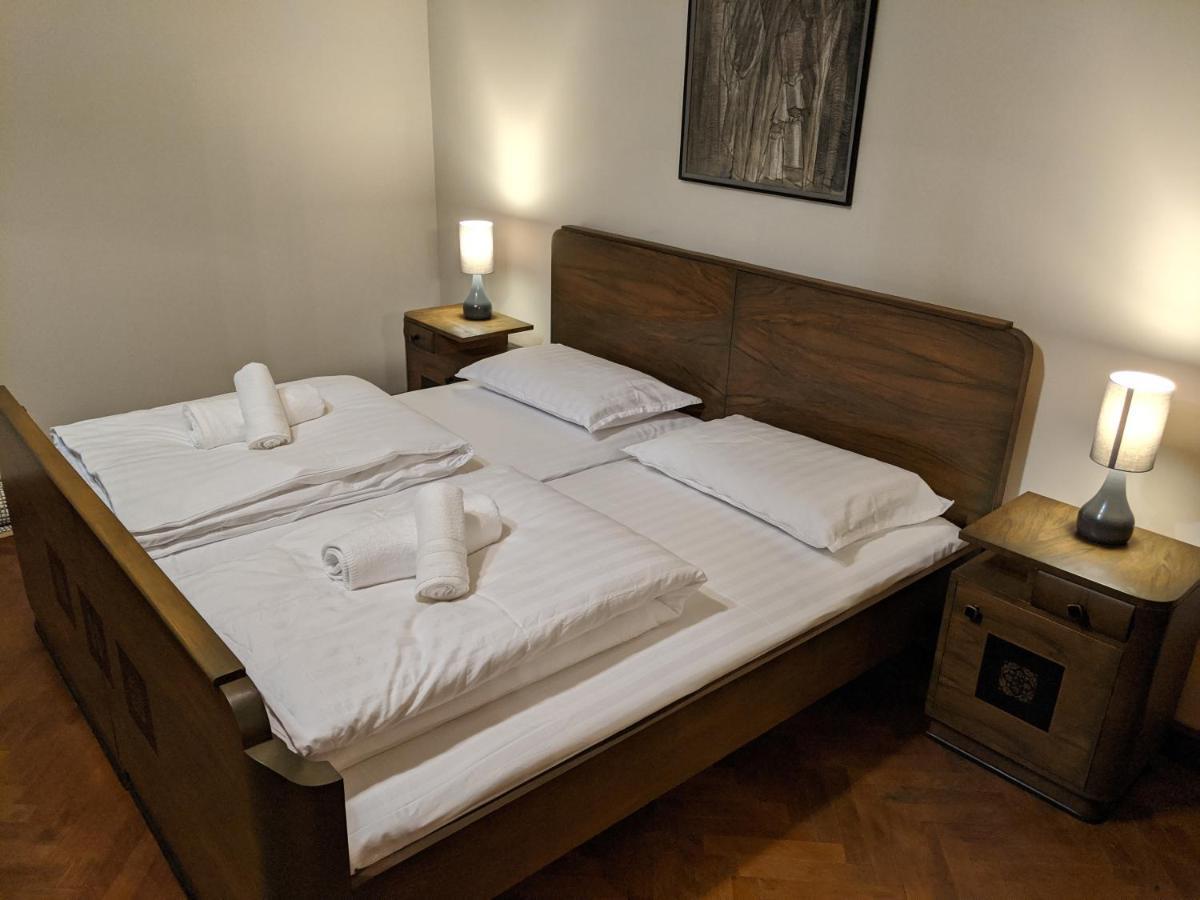 Cristian Apartment Near Old Town Timisoara Exterior photo
